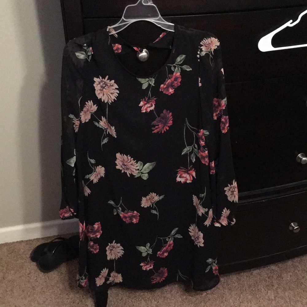 Honey Punch floral dress
